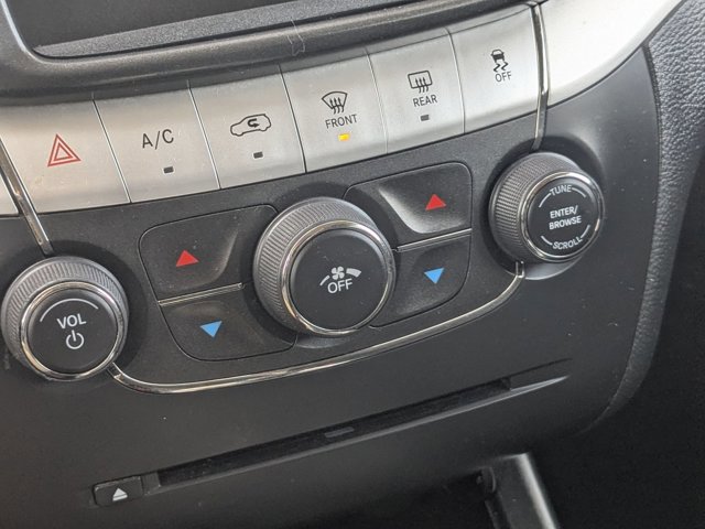 Used 2020 Dodge Journey SE w/ SE Popular Equipment Group image 23