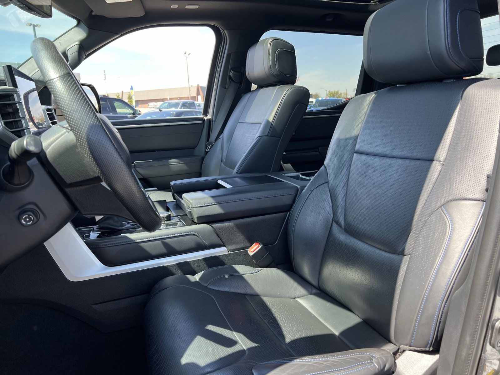 Used 2023 Toyota Tundra Platinum AWD/4WD image 21