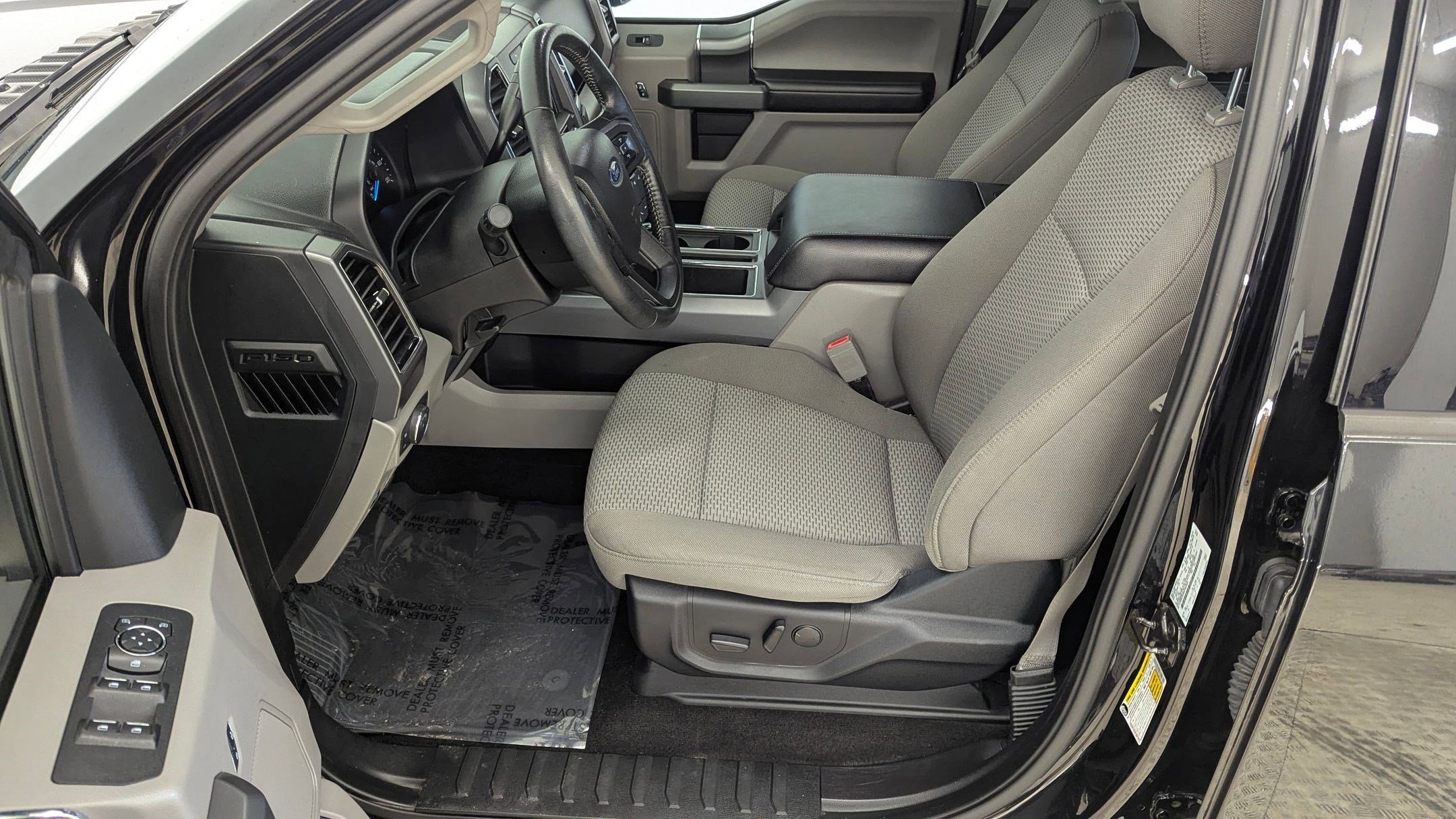 Certified 2019 Ford F150 XLT w/ Equipment Group 302A Luxury image 23