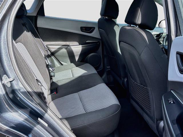 Used 2020 Hyundai Kona SE FWD image 25