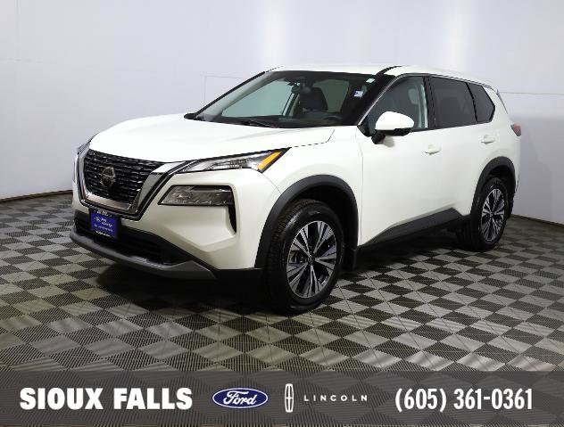 Used 2021 Nissan Rogue SV image 1
