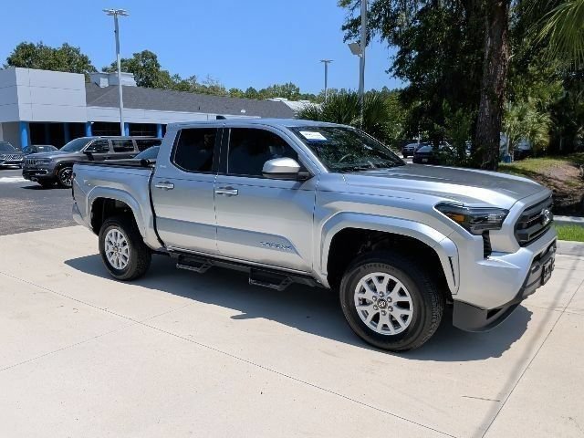 Used 2024 Toyota Tacoma SR5 RWD image 3