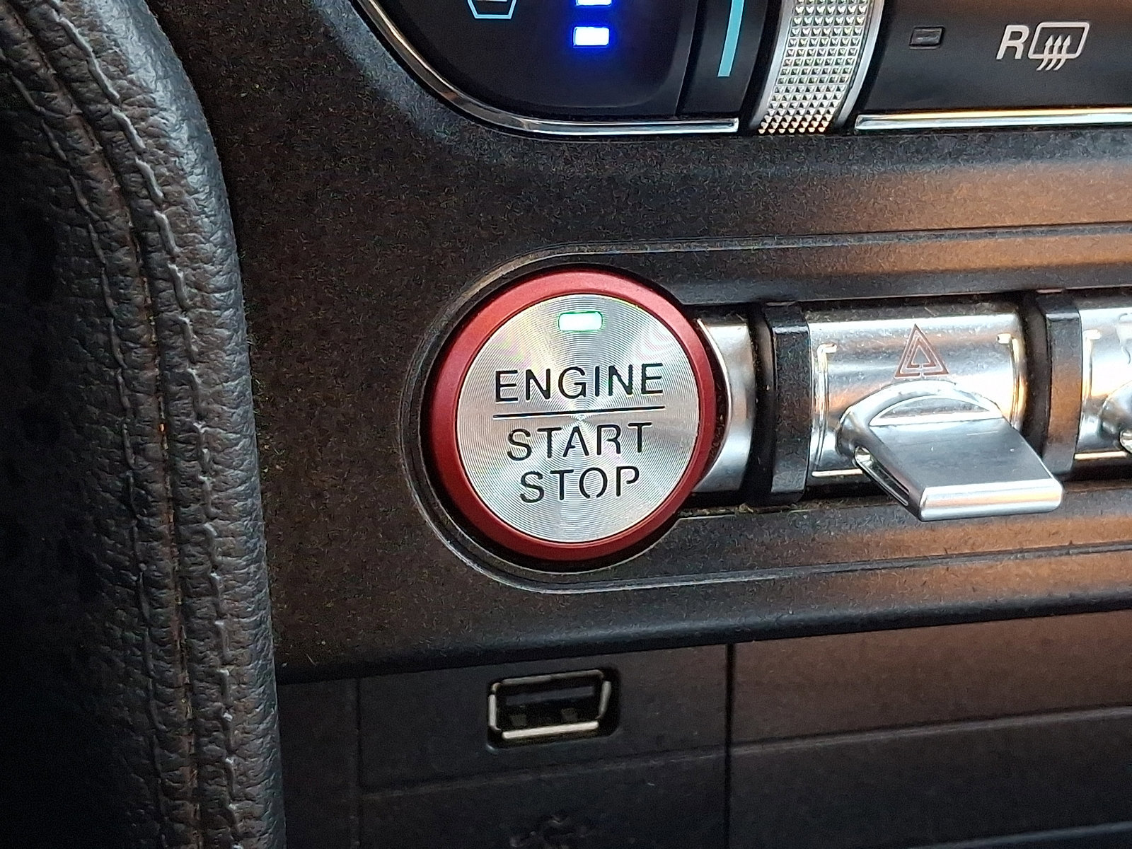 Certified 2019 Ford Mustang GT Premium w/ Black Accent Package image 27