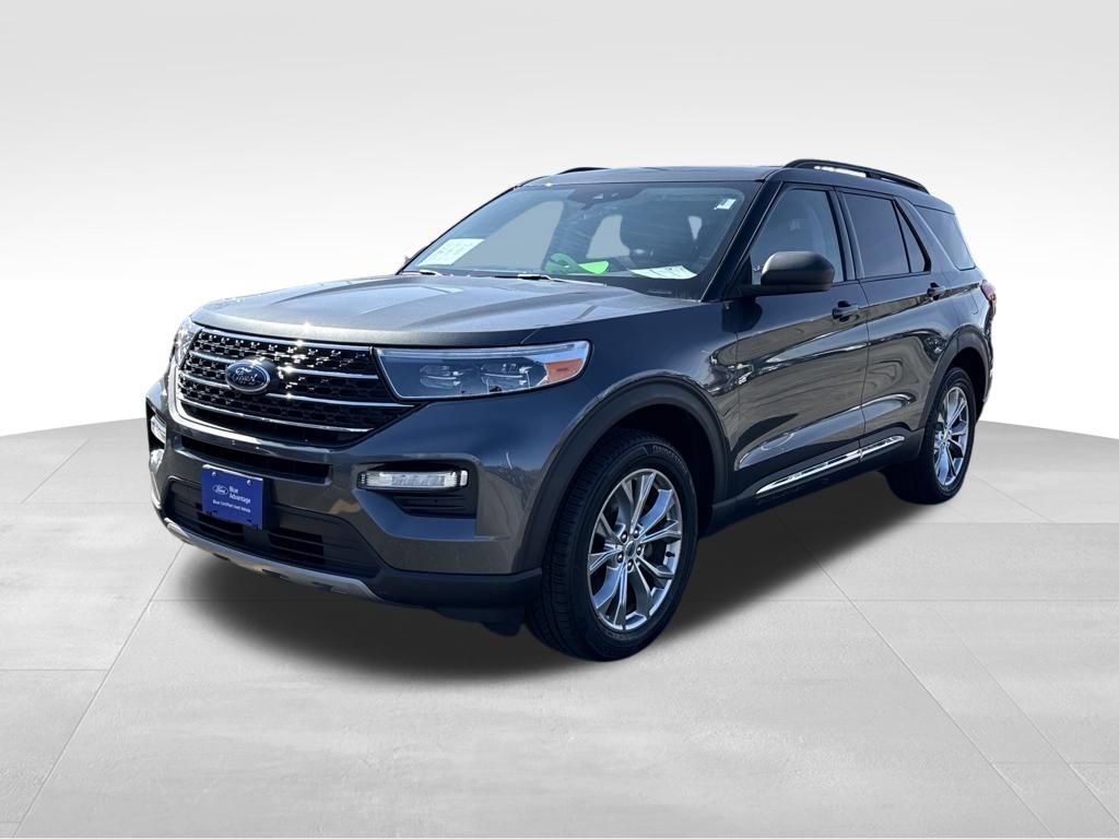 Certified 2020 Ford Explorer XLT w/ Equipment Group 202A image 5