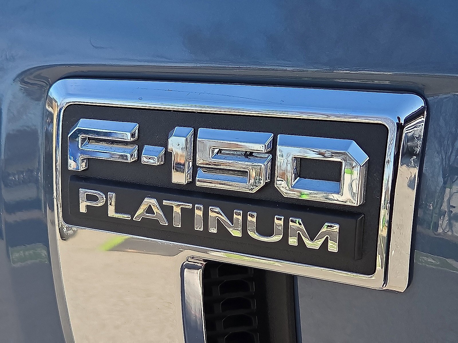 Certified 2023 Ford F150 Platinum w/ Equipment Group 701A High image 9