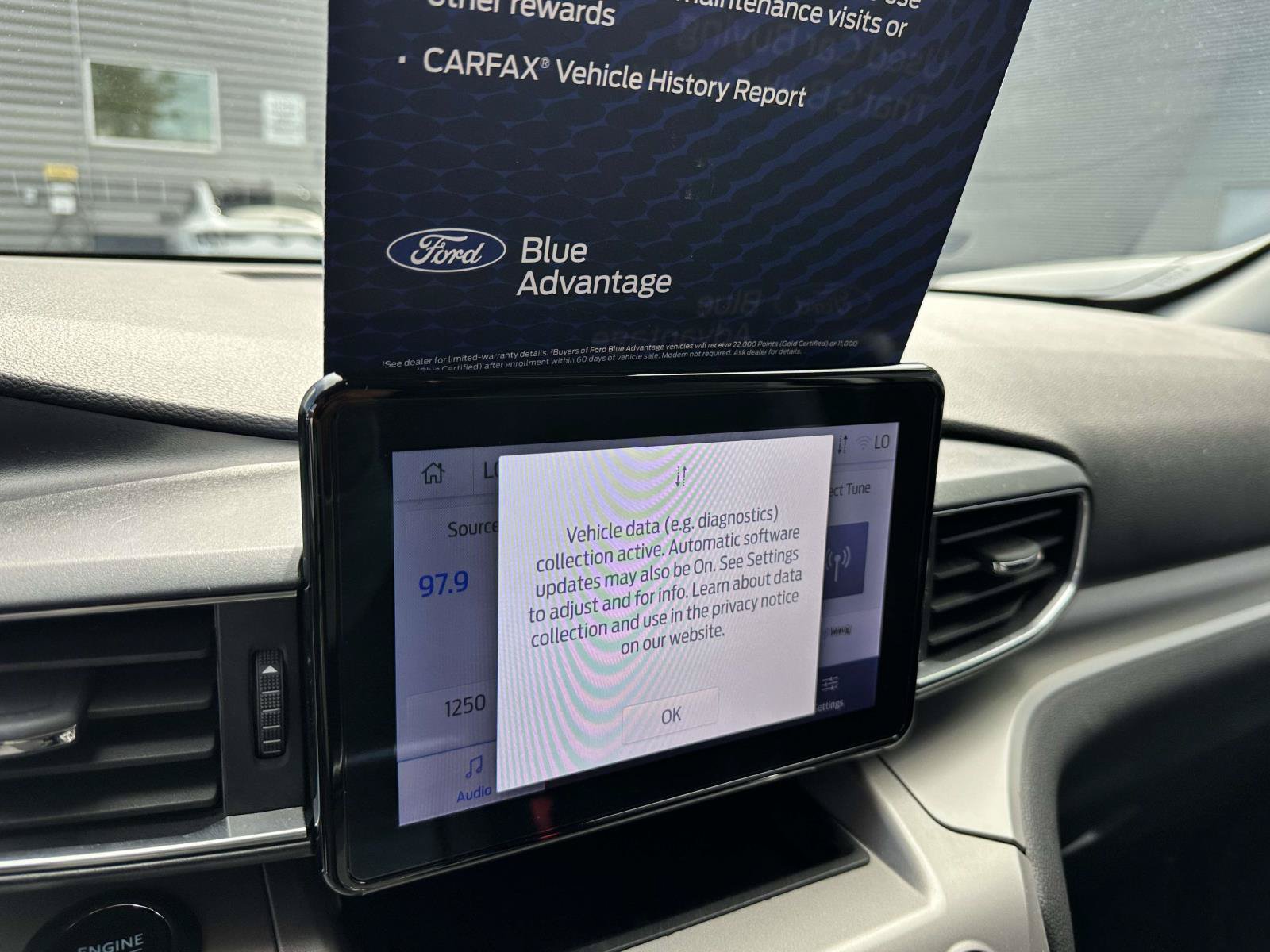 Certified 2023 Ford Explorer XLT w/ Equipment Group 202A AWD/4WD image 26