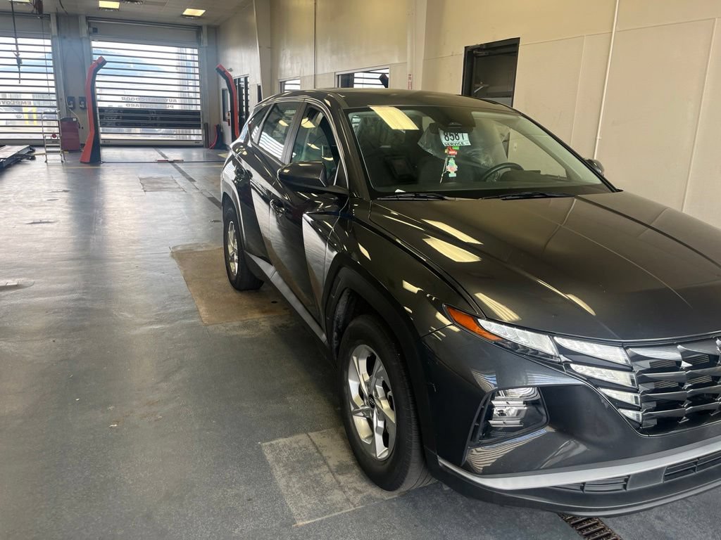 Used 2024 Hyundai Tucson SE AWD/4WD image 1