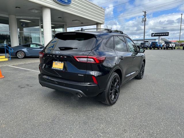 Certified 2025 Ford Escape ST-Line Elite w/ Premium Technology Package AWD/4WD image 2