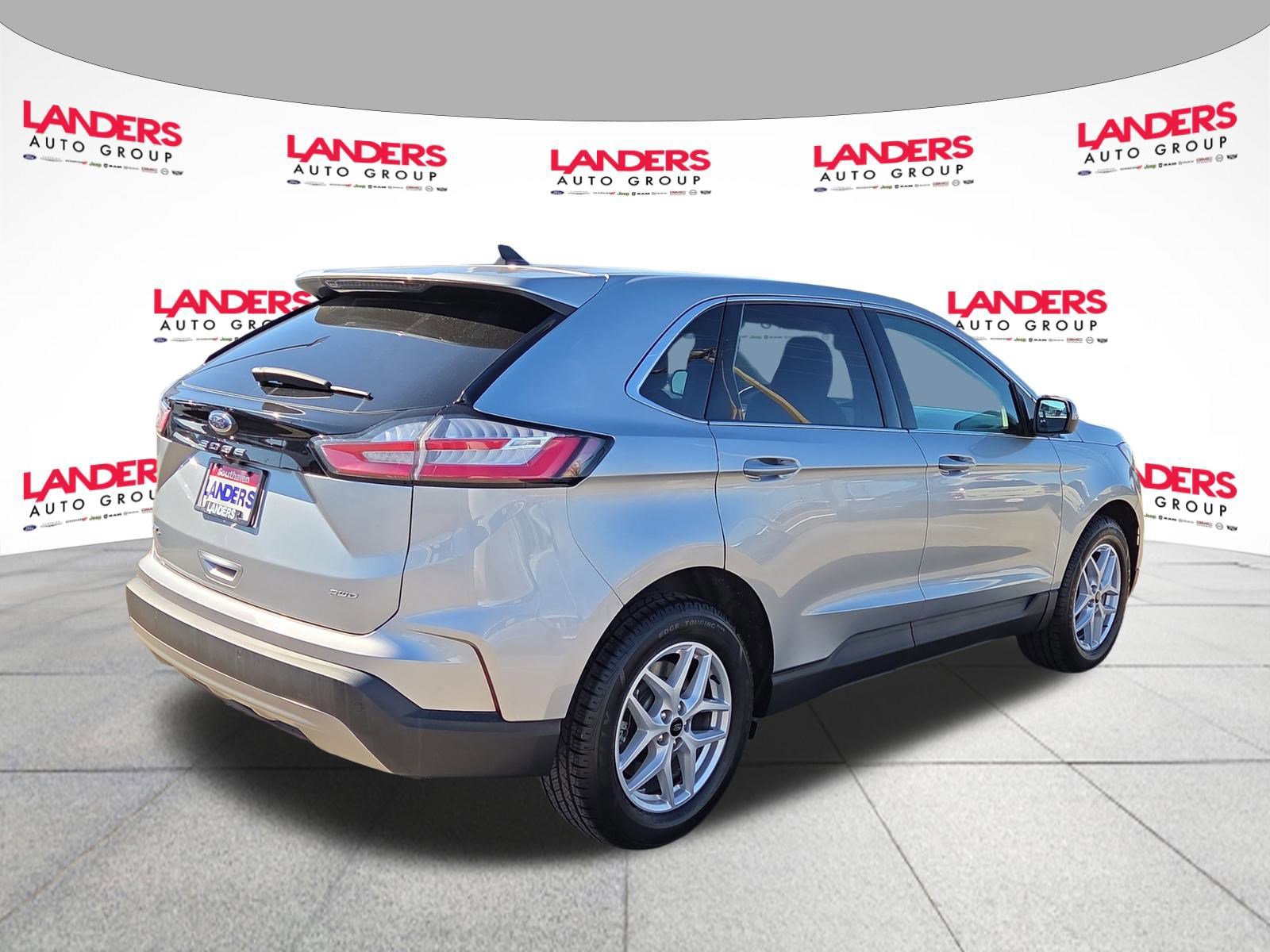 Certified 2023 Ford Edge SEL image 5