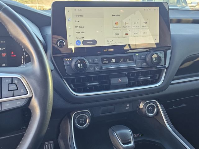 Used 2024 Toyota Grand Highlander XLE image 9