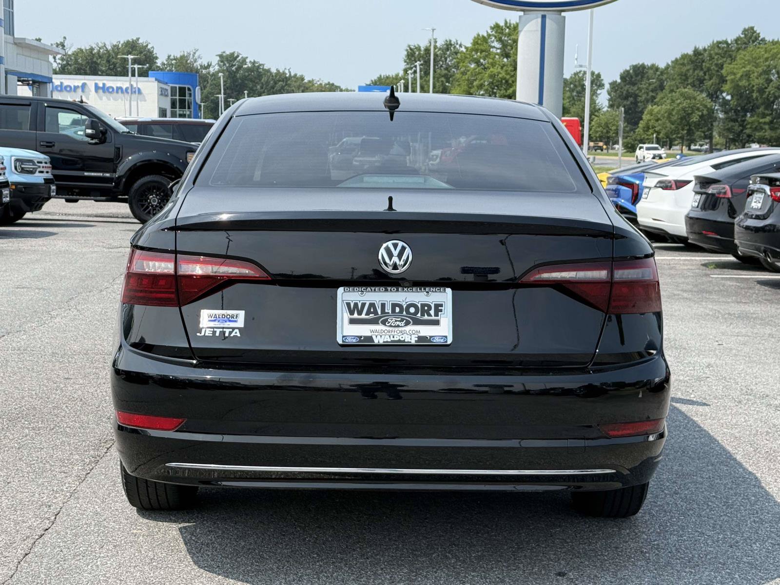 Used 2021 Volkswagen Jetta S FWD image 3