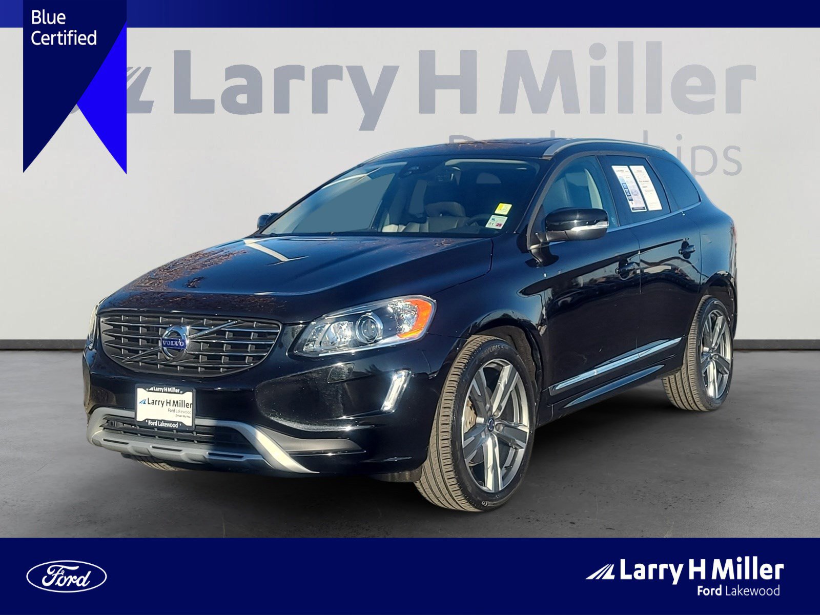 Used 2017 Volvo XC60 T5 Dynamic w/ Preferred Option Package image 1