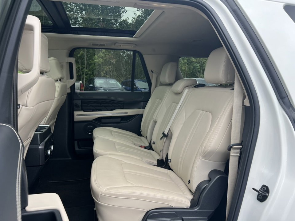 Certified 2022 Ford Expedition Max Platinum image 14