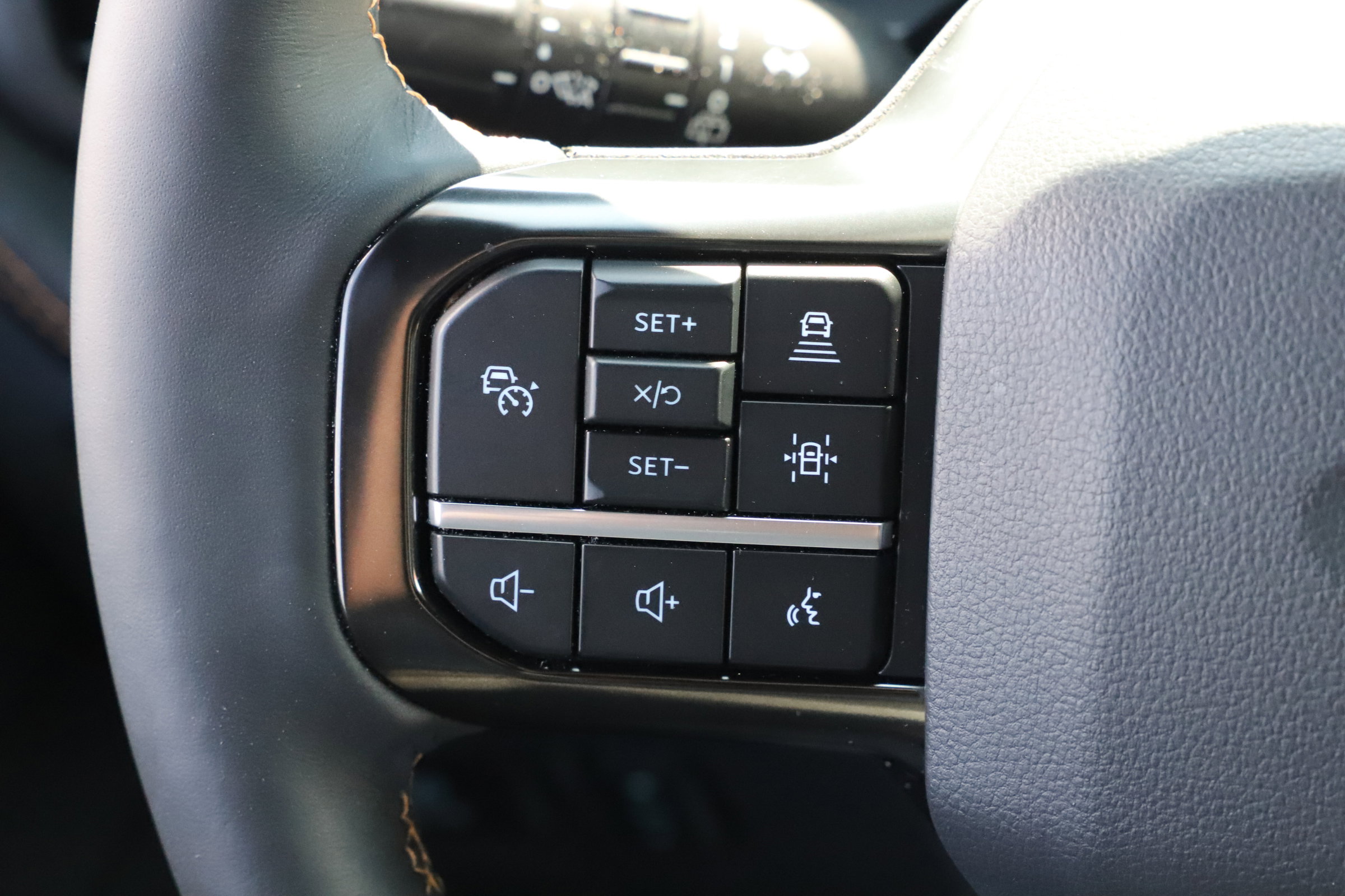 Certified 2024 Ford Expedition Max Platinum AWD/4WD image 25