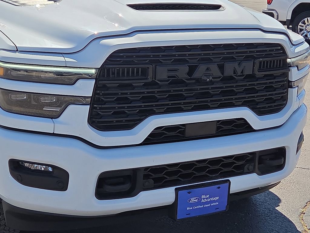 Used 2025 RAM 3500 Limited image 11