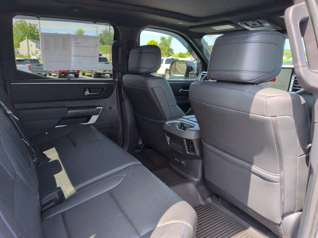 Used 2025 Toyota Tundra Platinum w/ TRD Off-Road Package AWD/4WD image 10