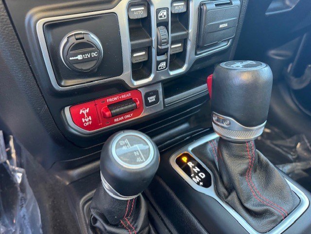 Used 2018 Jeep Wrangler Unlimited Rubicon w/ Dual Top Group image 20