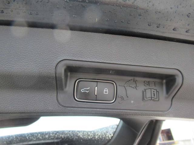 Certified 2023 Ford Explorer XLT w/ Equipment Group 202A AWD/4WD image 20