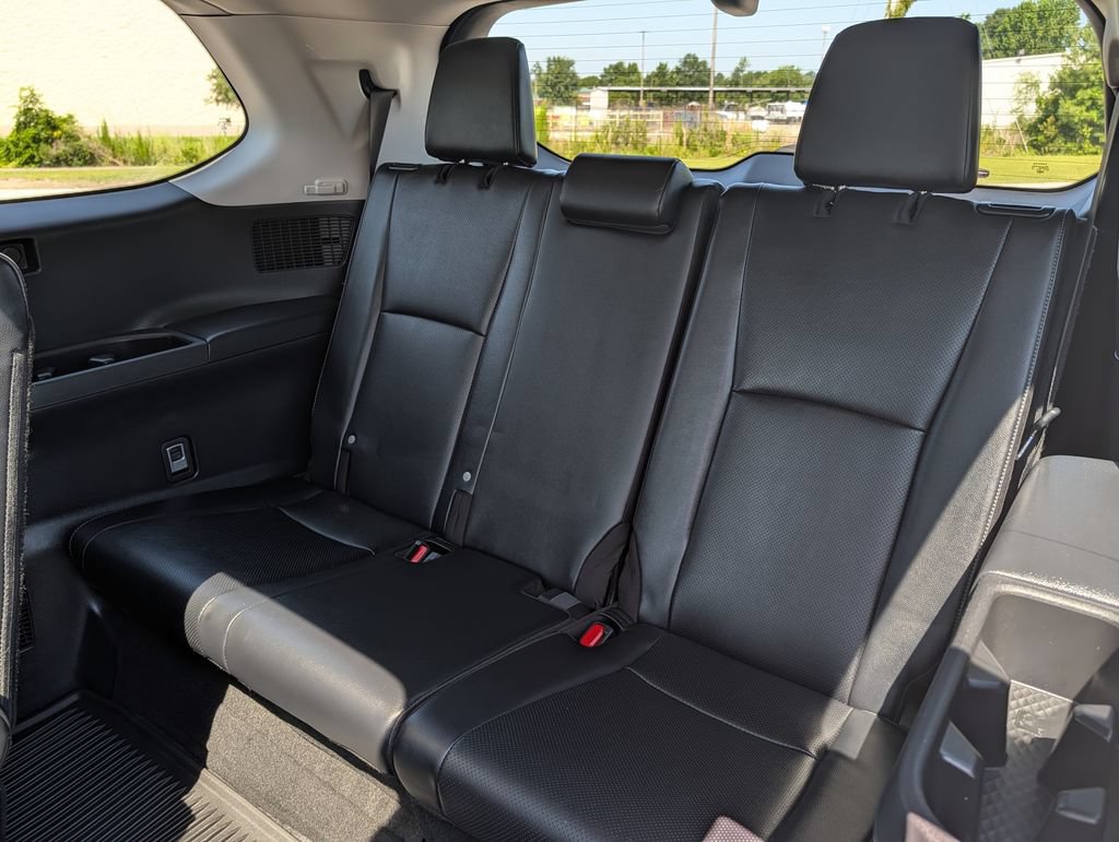 Used 2024 Toyota Grand Highlander AWD image 27