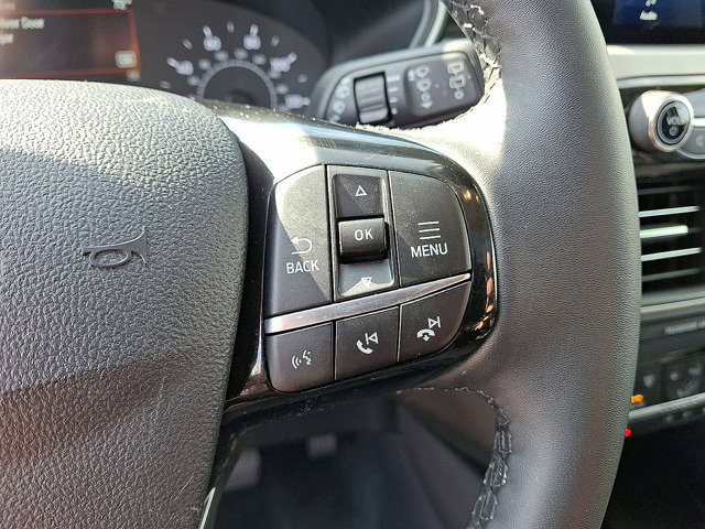 Certified 2022 Ford Escape SEL AWD/4WD image 18