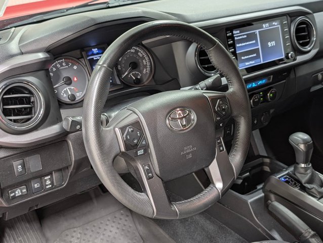 Used 2022 Toyota Tacoma TRD Sport w/ Technology Package AWD/4WD image 9
