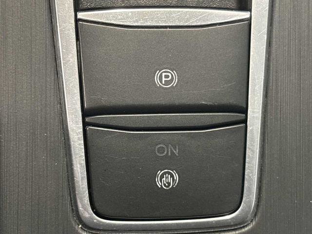 Certified 2020 Ford Escape SE image 35