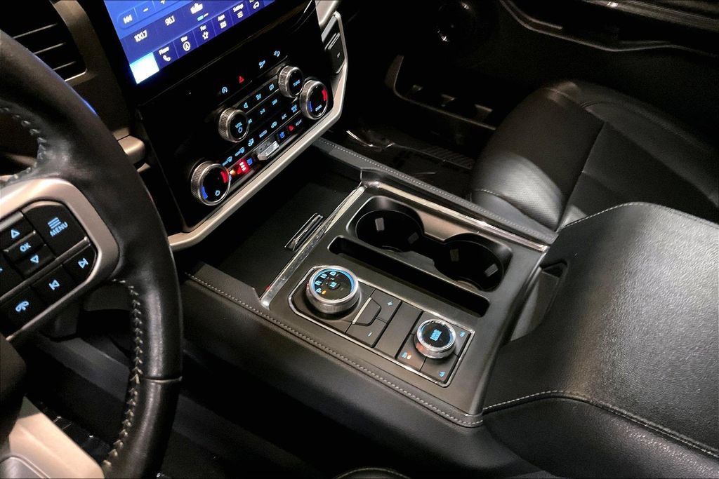 Certified 2024 Ford Expedition Max XLT image 16
