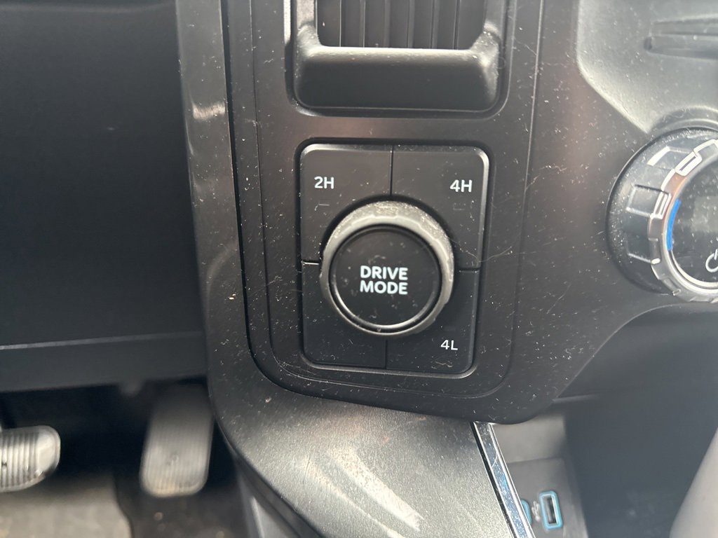 Certified 2021 Ford F150 XLT w/ Equipment Group 302A High image 16