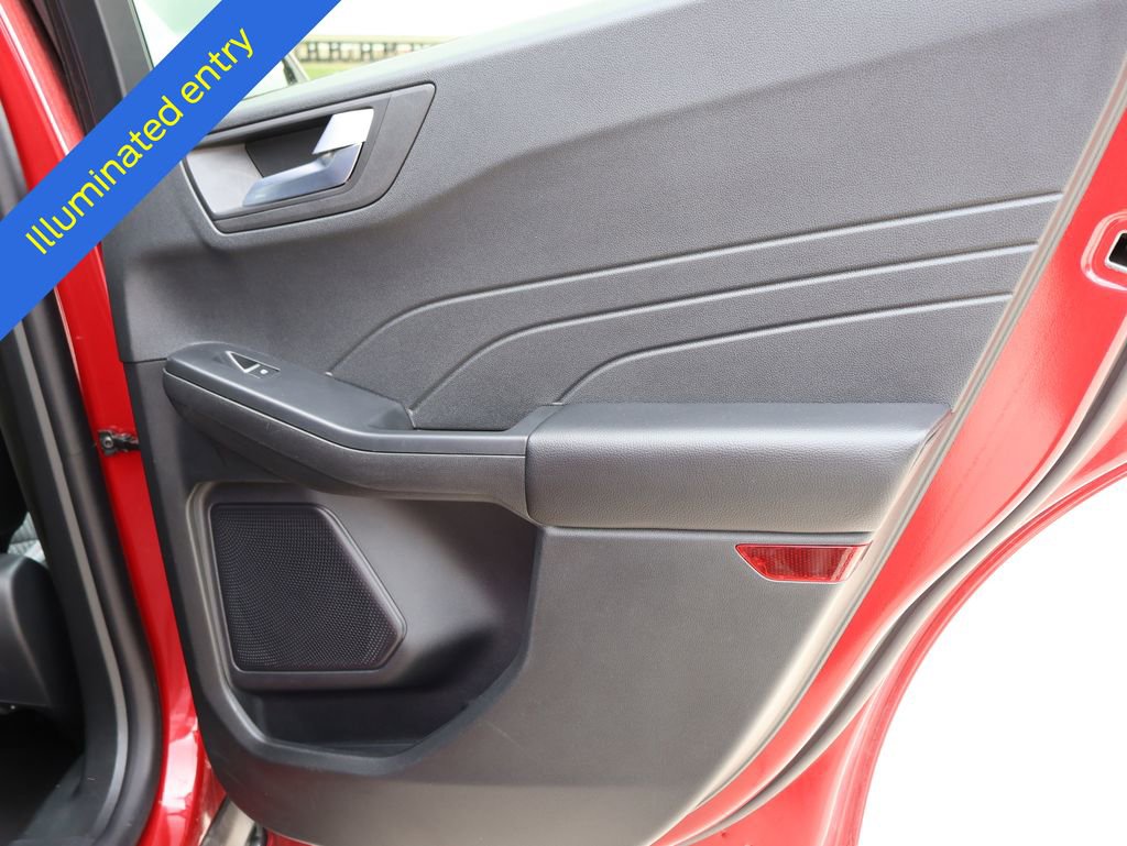 Certified 2025 Ford Escape ST-Line AWD/4WD image 12