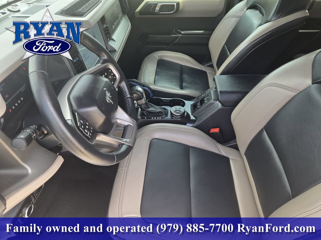 Certified 2024 Ford Bronco Wildtrak AWD/4WD image 9