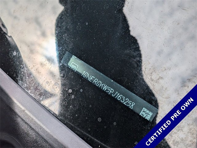 Used 2023 Chevrolet Traverse LT image 34