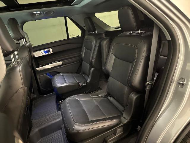 Certified 2023 Ford Explorer Limited w/ Limited Technology Package RWD image 33