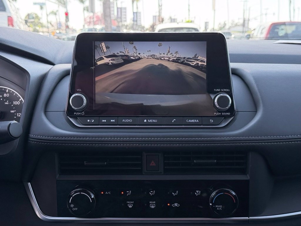 Used 2025 Nissan Rogue S FWD image 23