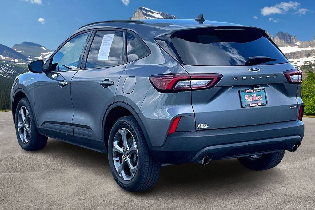 Certified 2025 Ford Escape ST-Line Select AWD/4WD image 13