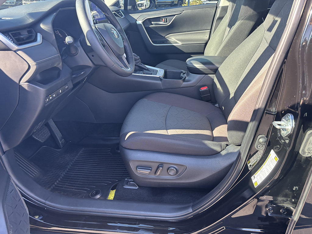 Used 2024 Toyota RAV4 XLE w/ Convenience Package AWD/4WD image 16