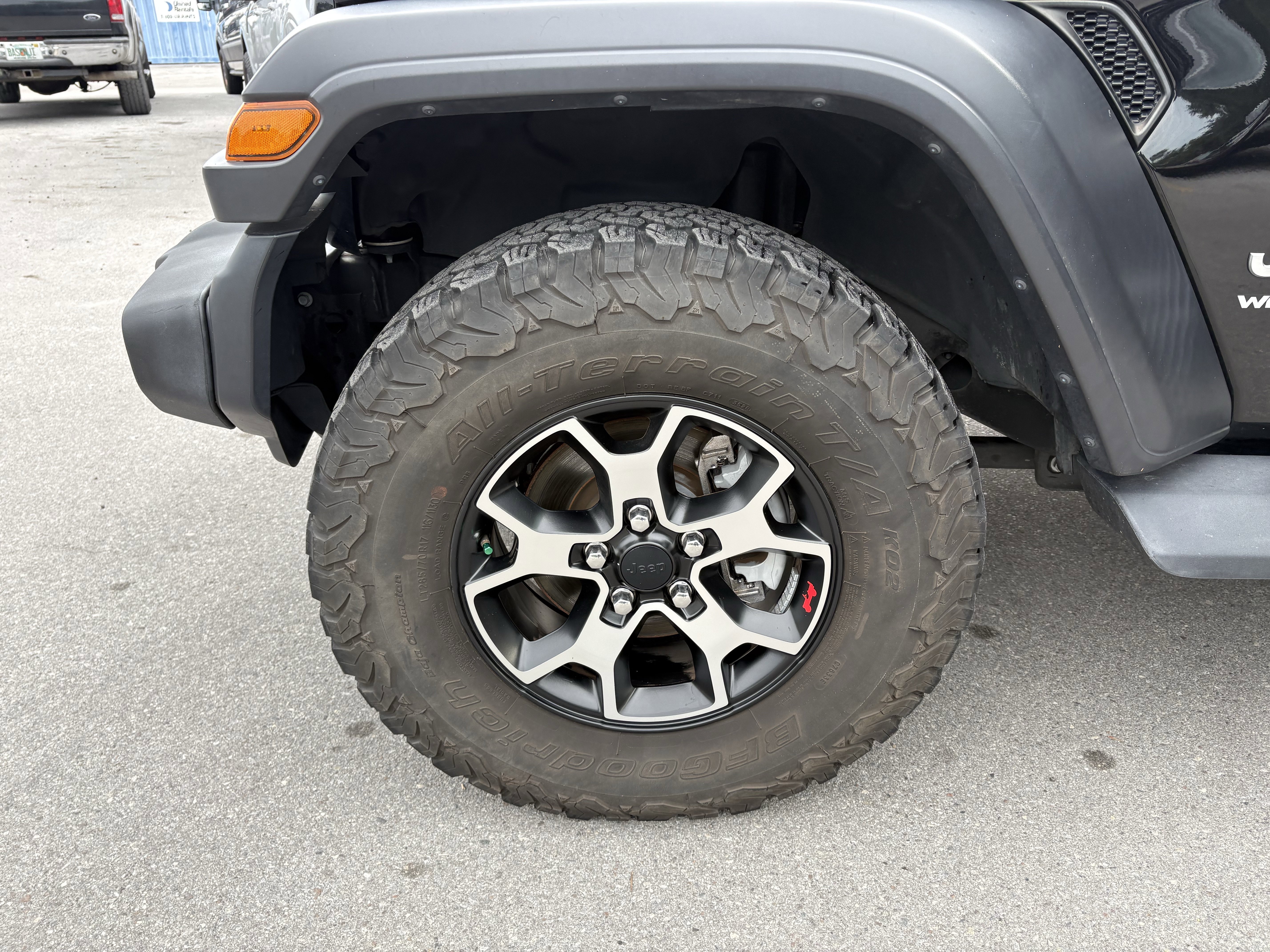 Used 2019 Jeep Wrangler Sport image 37