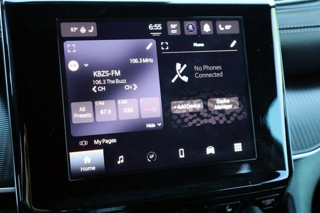 Used 2025 Jeep Grand Cherokee L Laredo image 32