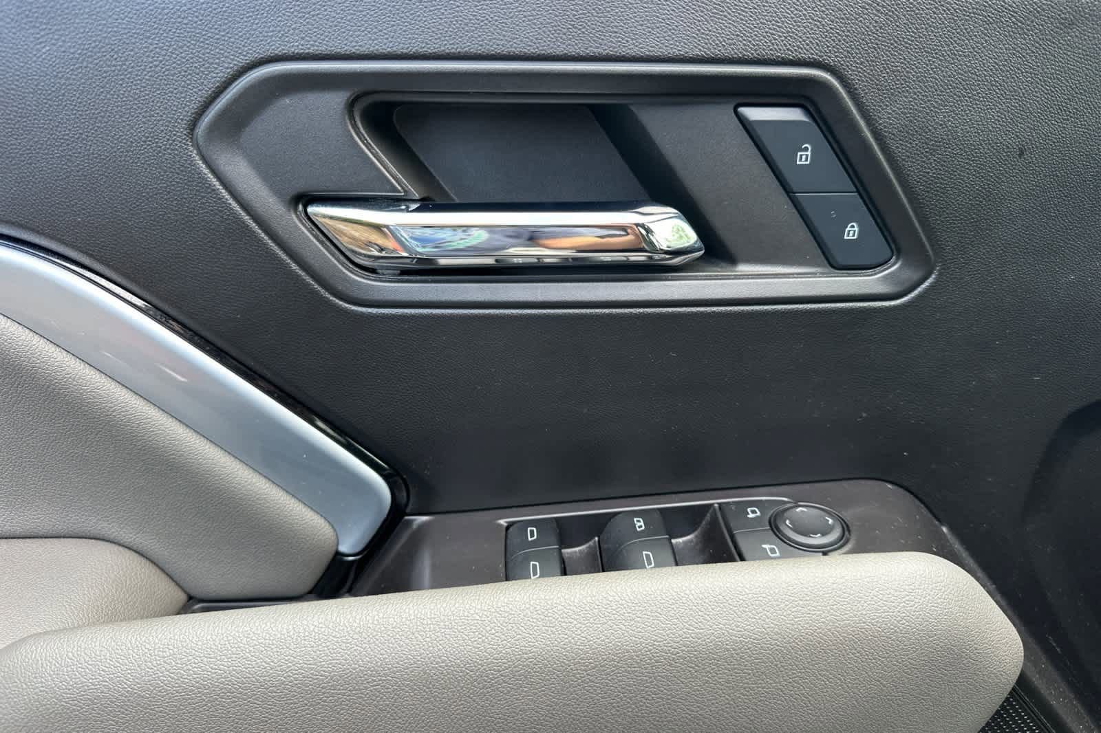 Used 2024 Chevrolet Colorado ZR2 image 13