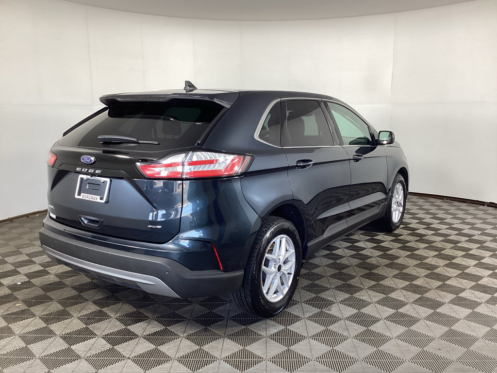 Certified 2023 Ford Edge SEL w/ Convenience Package AWD/4WD image 2