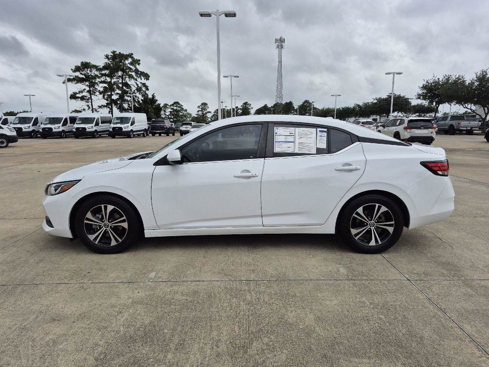 Used 2022 Nissan Sentra SV w/ All-Weather Package FWD image 11