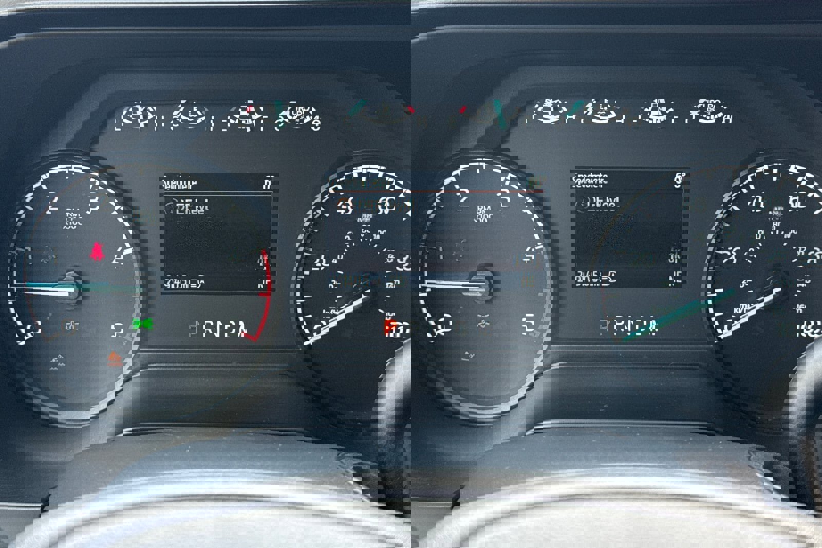 Certified 2025 Ford F250 XLT w/ FX4 Off-Road Package image 23