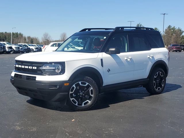 Certified 2024 Ford Bronco Sport Outer Banks w/ Tech Package AWD/4WD image 40