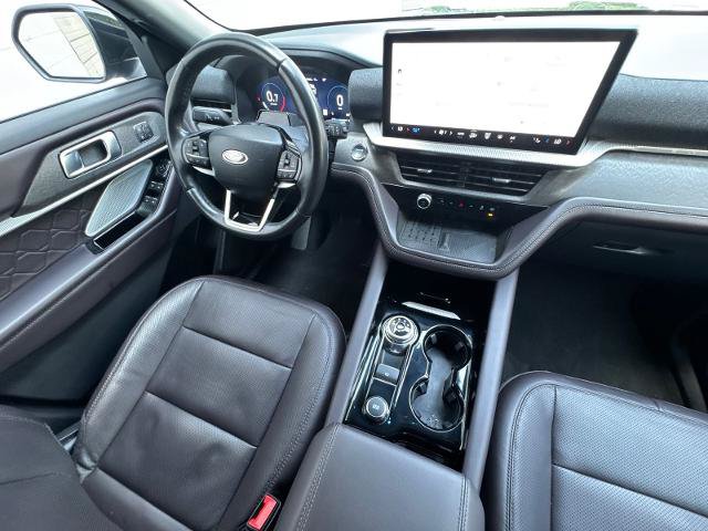 Certified 2025 Ford Explorer Platinum w/ LUX Leather Package AWD/4WD image 38