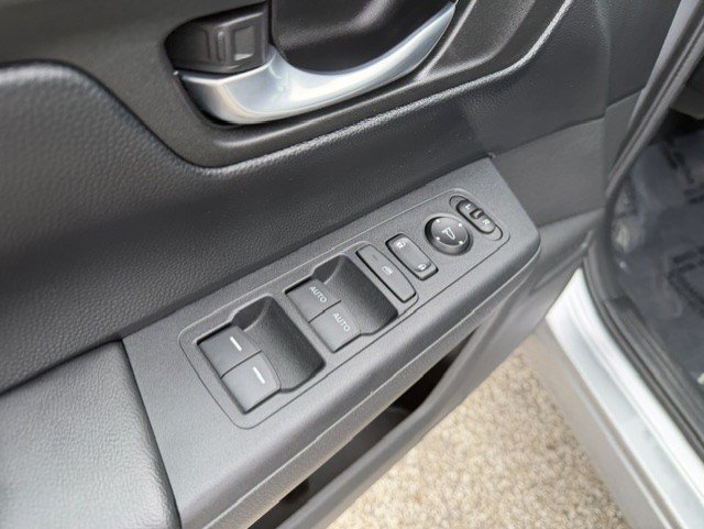 Used 2023 Honda CR-V Sport image 12