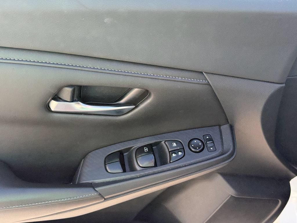 Used 2020 Nissan Sentra SV FWD image 9