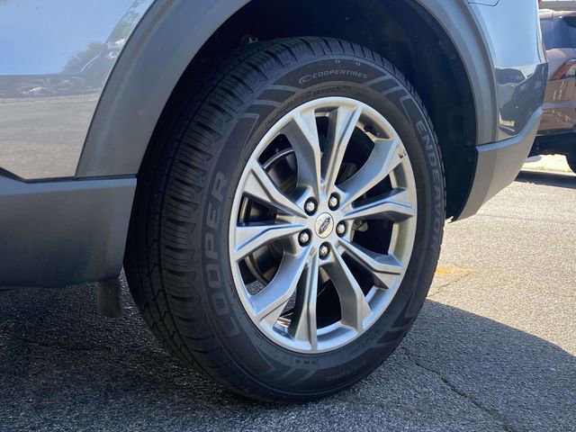 Certified 2022 Ford Explorer XLT w/ Equipment Group 202A AWD/4WD image 11