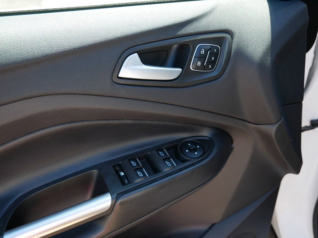 Certified 2019 Ford Escape Titanium AWD/4WD image 16