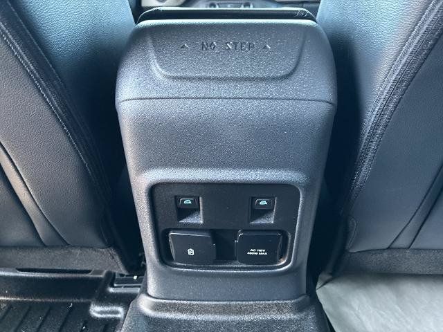Certified 2024 Ford Bronco Wildtrak AWD/4WD image 12