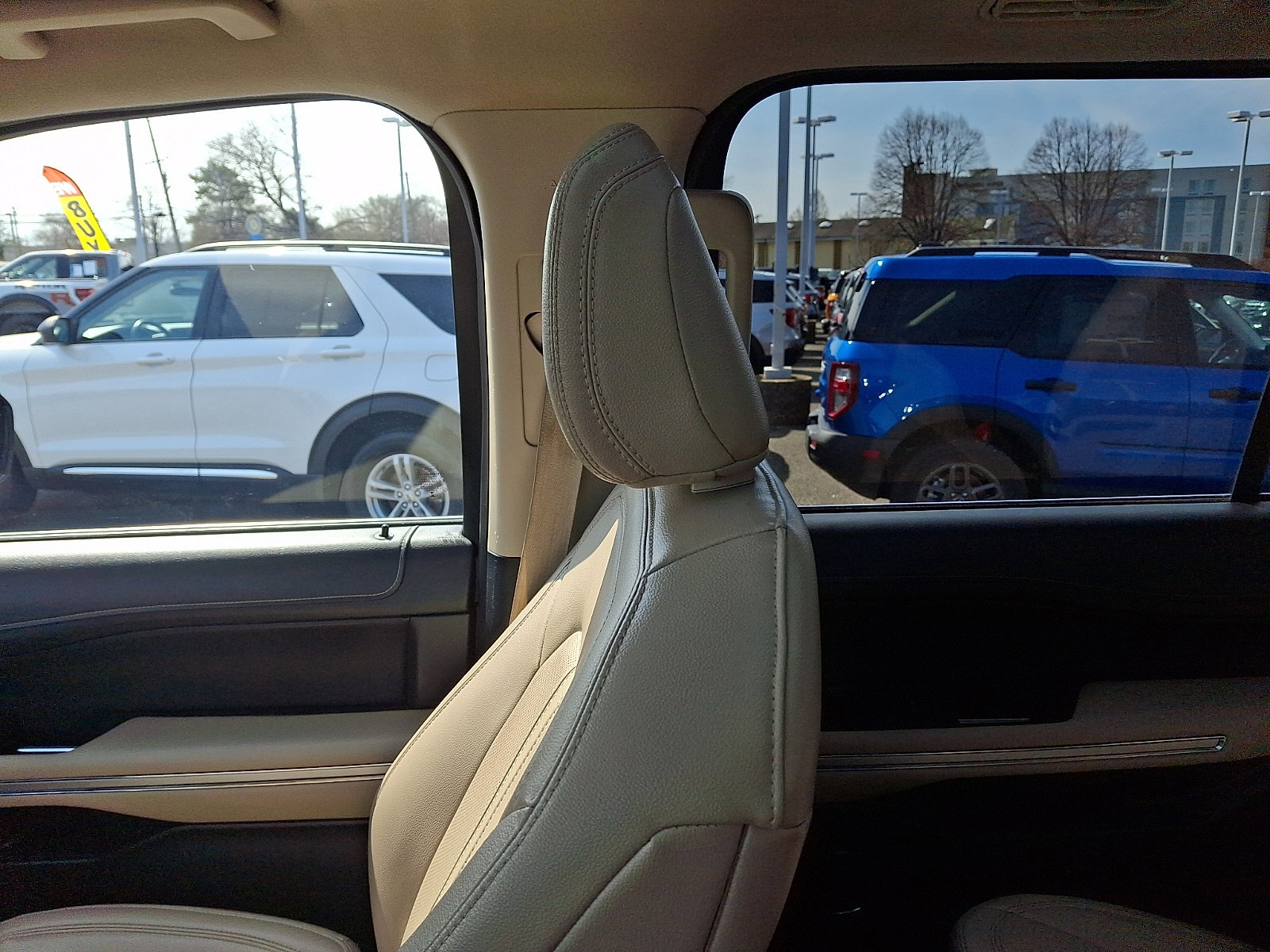 Certified 2023 Ford Expedition Limited image 17