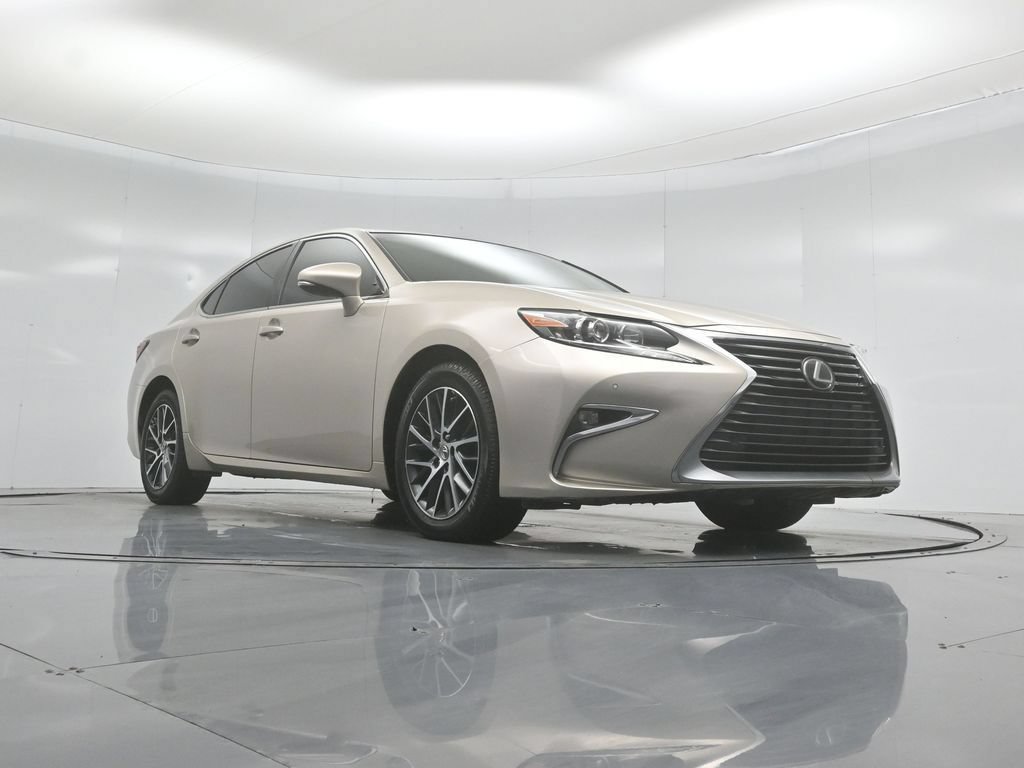 Used 2017 Lexus ES 350 w/ Navigation System Package FWD image 48